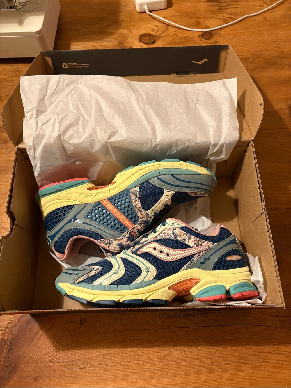 Saucony ProGrid Triumph 4 "Kissaten"